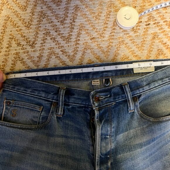 Todd Snyder Japanese Stretch Selvedge Jean in Medium Wash - Picture 9 of 10